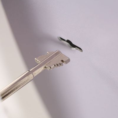 SAFE051_20000